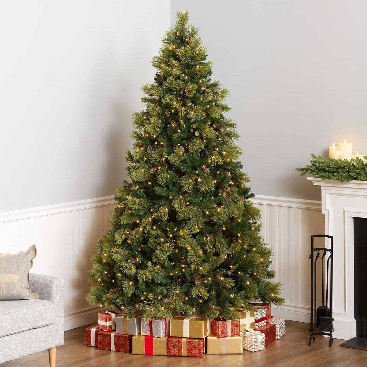 6.5ft Pre-Lit Carolina Pine Artificial Christmas Tree