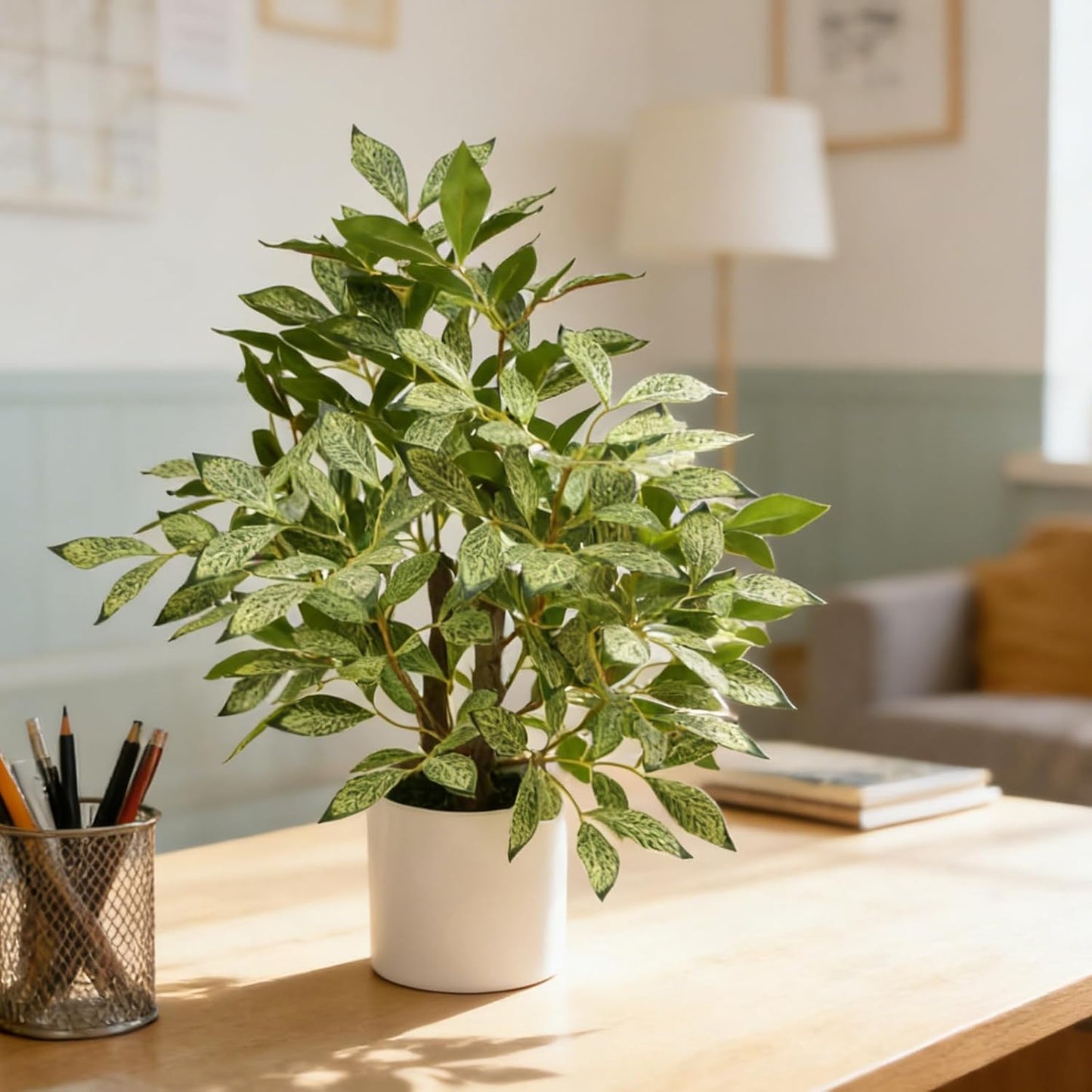 Artificial Potted Plant, 18“ Indoor Fake Lemon Tree Greenery with White Pot Faux Green Plants Lemon Citrus Branches Stems for Kitchen Office Living Room Table Desk Home Decor