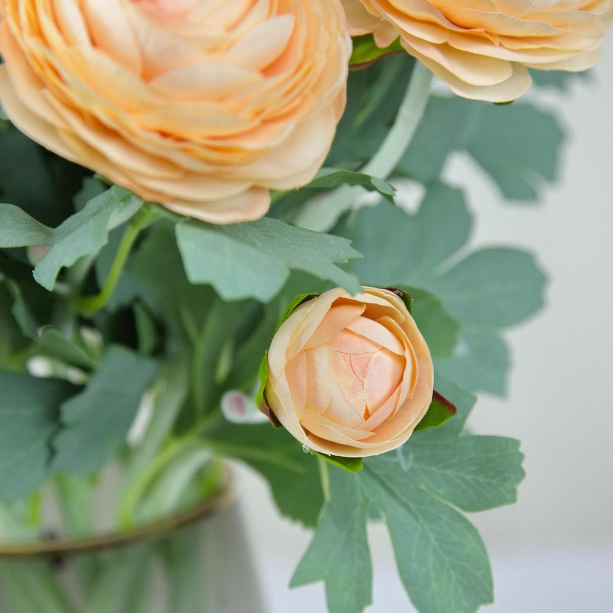 Artificial Ranunculus Flowers with Real Touch Stem, Silk Ranunculus Flowers (6 Pack) (White)