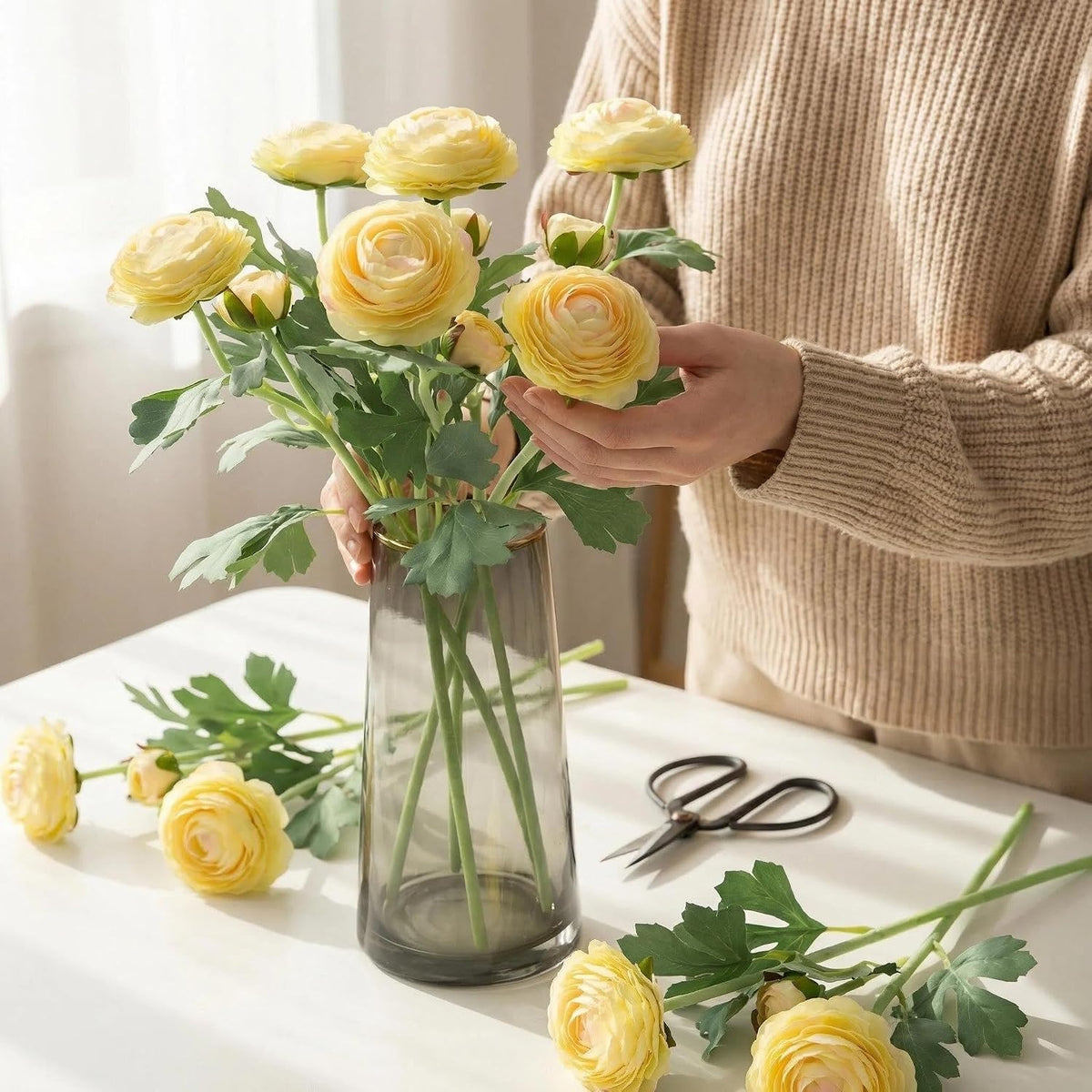 Artificial Ranunculus Flowers with Real Touch Stem, Silk Ranunculus Flowers (6 Pack) (White)