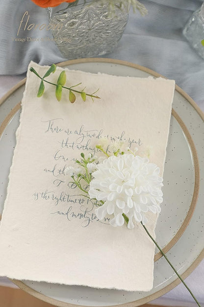 Artificial Dahlia Flowers 25pcs Real Looking Ivory Foam Fake Roses with Stems for DIY Wedding Bouquets White Bridal Shower Centerpieces Floral Arrangements Party Tables Home Decoration