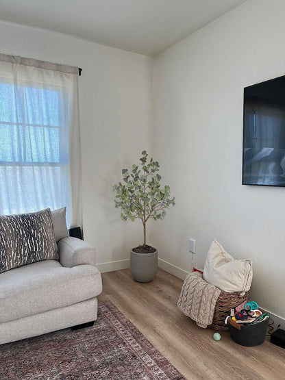 6ft Artificial Fiddle Leaf Fig Tree for Home Decor, 6 Feet Large Faux Plant Fake Ficus lyrata Silk Trees with Pot for Indoor Outdoor House Living Room Office (6 ft Tall)
