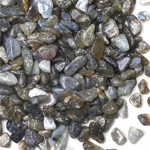 Fluorite Aquarium Gravel Rocks Natural Tumbled Healing Crystal Chips Bulk Gemstones Tumbled Crushed Stones for Fountain Vase Filler Planters Decorative Fish Tank Potted Reiki Energy Balancing 0.44lb