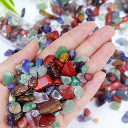 Fluorite Aquarium Gravel Rocks Natural Tumbled Healing Crystal Chips Bulk Gemstones Tumbled Crushed Stones for Fountain Vase Filler Planters Decorative Fish Tank Potted Reiki Energy Balancing 0.44lb