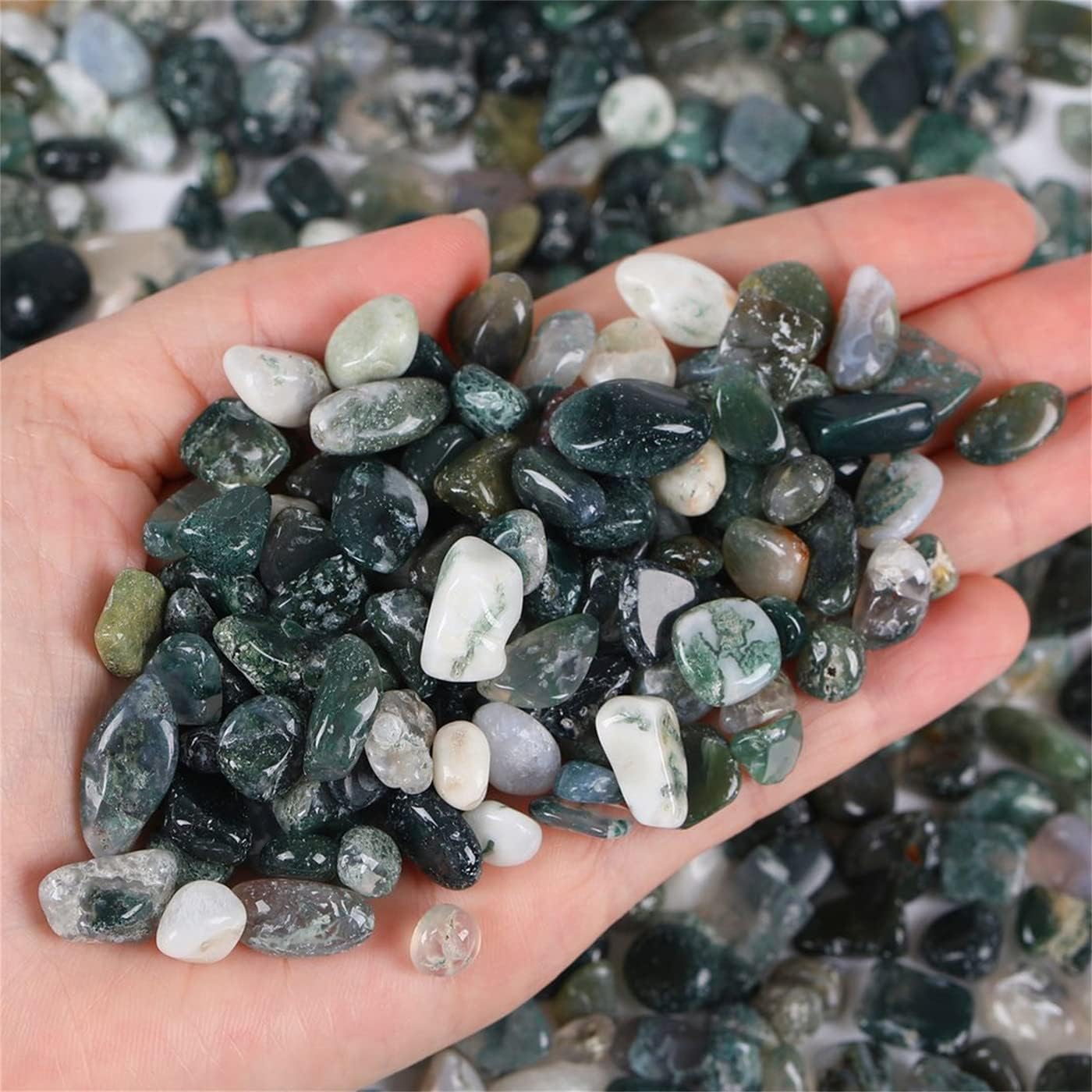 Fluorite Aquarium Gravel Rocks Natural Tumbled Healing Crystal Chips Bulk Gemstones Tumbled Crushed Stones for Fountain Vase Filler Planters Decorative Fish Tank Potted Reiki Energy Balancing 0.44lb