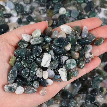 Fluorite Aquarium Gravel Rocks Natural Tumbled Healing Crystal Chips Bulk Gemstones Tumbled Crushed Stones for Fountain Vase Filler Planters Decorative Fish Tank Potted Reiki Energy Balancing 0.44lb