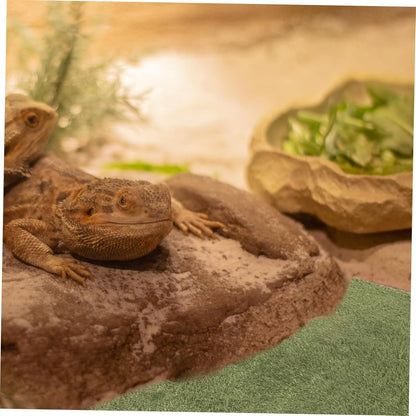 Reptile Mat Lifelike Fake Lawn Carpet for Terrarium Tortoise Bedding and Accessory Reptile Supplies Artificial Grass for Snakes Lizards and Frogs