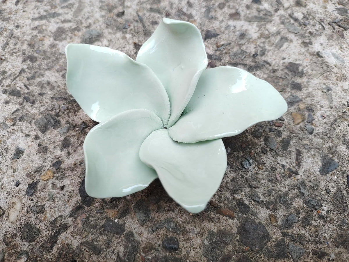 Protea, 2.76" Ceramic Flower Wall Art Décor, Artificial Flower Wall Sculpture，Handcrafted 3D Hanging Porcelain Flowers for Home，Hallway，Living Room (White) - Colors A