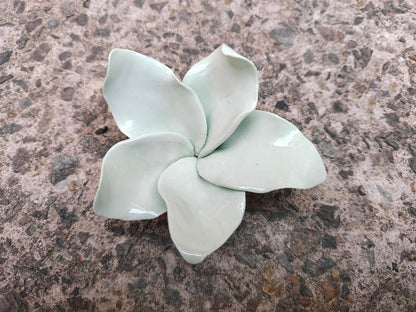 Protea, 2.76" Ceramic Flower Wall Art Décor, Artificial Flower Wall Sculpture，Handcrafted 3D Hanging Porcelain Flowers for Home，Hallway，Living Room (White) - Colors A