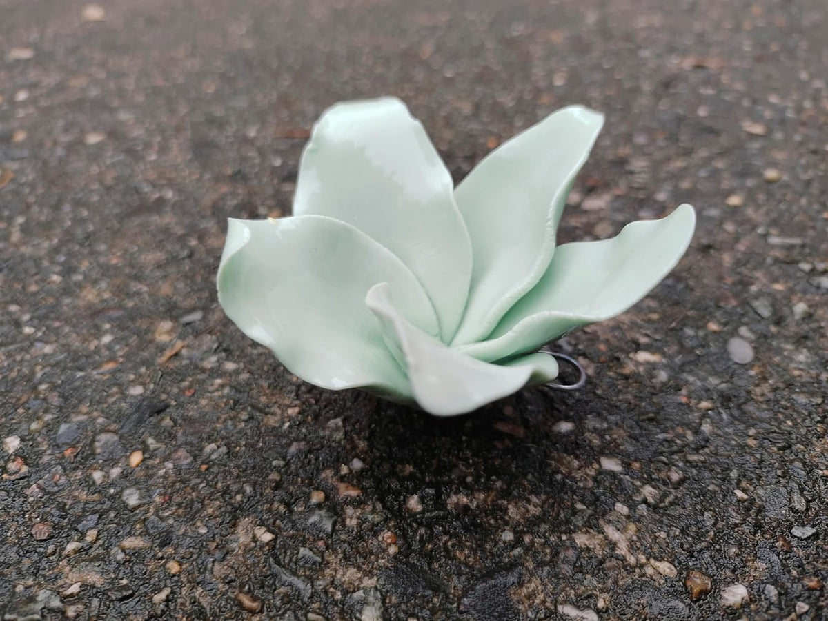 Protea, 2.76" Ceramic Flower Wall Art Décor, Artificial Flower Wall Sculpture，Handcrafted 3D Hanging Porcelain Flowers for Home，Hallway，Living Room (White) - Colors A