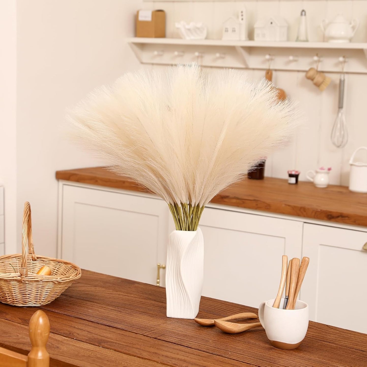 30pcs White Pampas Grass - 24 Inch Faux Pampas Grass Decor, Artificial Tall Pampas Grass for Wedding Flower Arrangement, Party Decorations, Christmas and Home Decor (White)