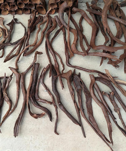 Aquarium Driftwood Branches,2.2lb 9-14inch Long Driftwood for Aquarium Reptile Driftwood Branches Log Natural Driftwood for Aquarium Reptile Branches