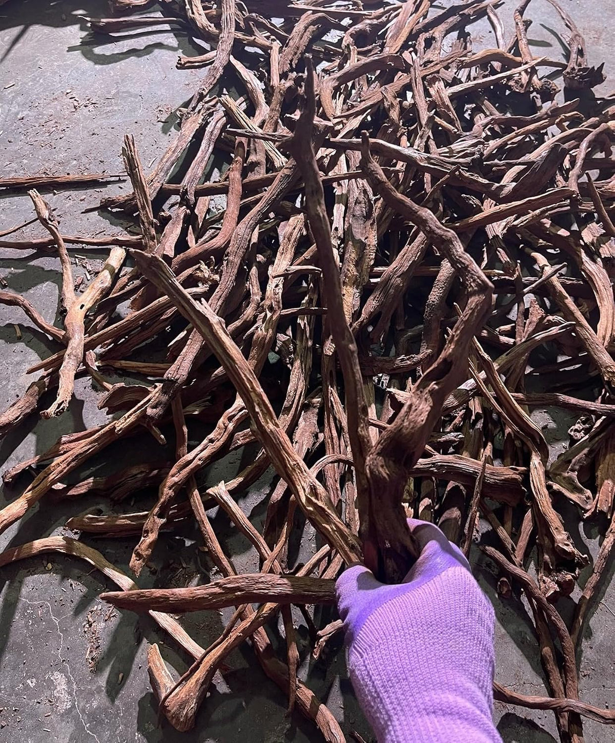 Aquarium Driftwood Branches,2.2lb 9-14inch Long Driftwood for Aquarium Reptile Driftwood Branches Log Natural Driftwood for Aquarium Reptile Branches