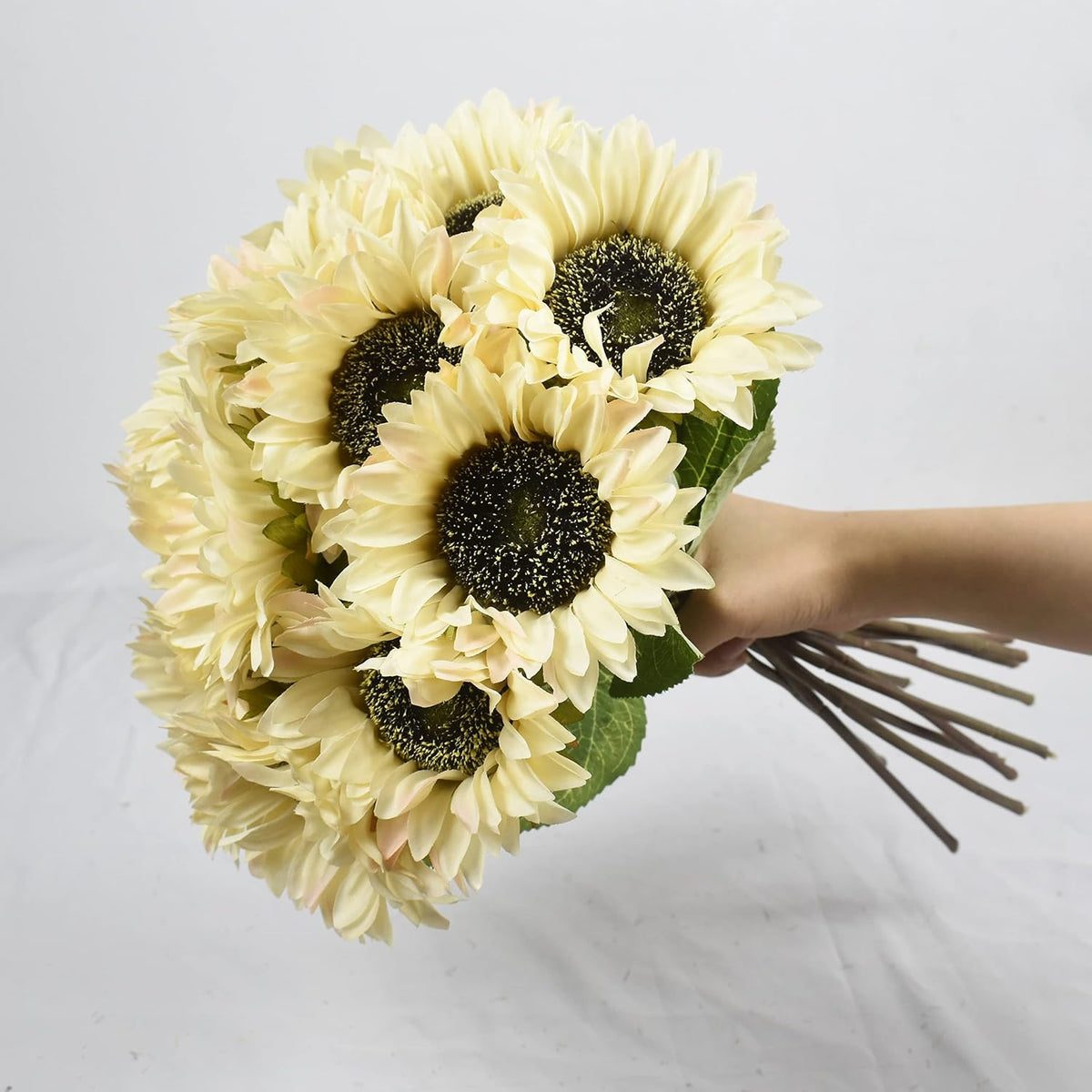 Multicolor Artificial Sunflower Flowers Long Stem Large Silk Sunflowers Bridal Wedding Bouquet 6pcs Fake Yellow Flower Arrangements for Outdoor