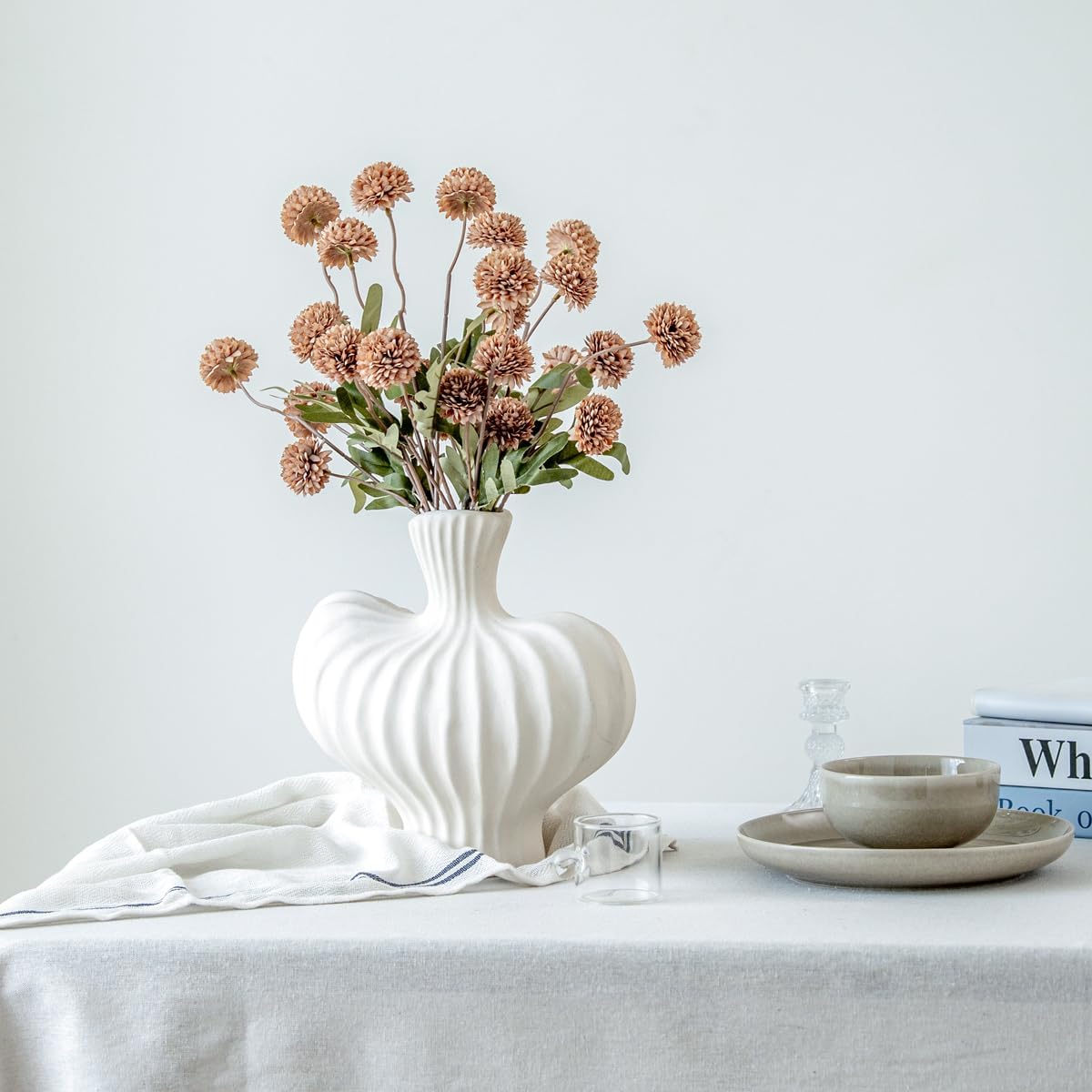 Artificial Kiku Flower White - 5 Pcs Fake Pompon Mums Silk Small Chrysanthemum Faux Ball Fall Flower Stem Decor for Autumn Wedding Filler DIY Bouquet Centerpieces Arrangements Shower