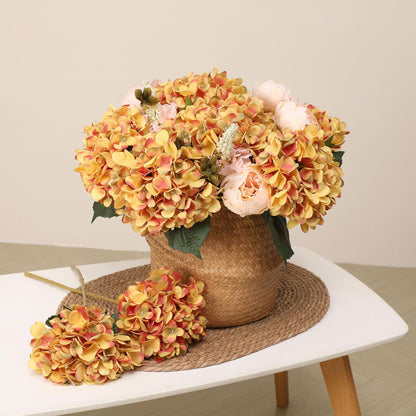 6pcs White Hydrangea Artificial Flowers - Faux Hydrangea Flowers, Fake Silk Flowers for Table Centerpiece, Silk Hydrangea Flowers with Stems for Home Wedding Party Decor