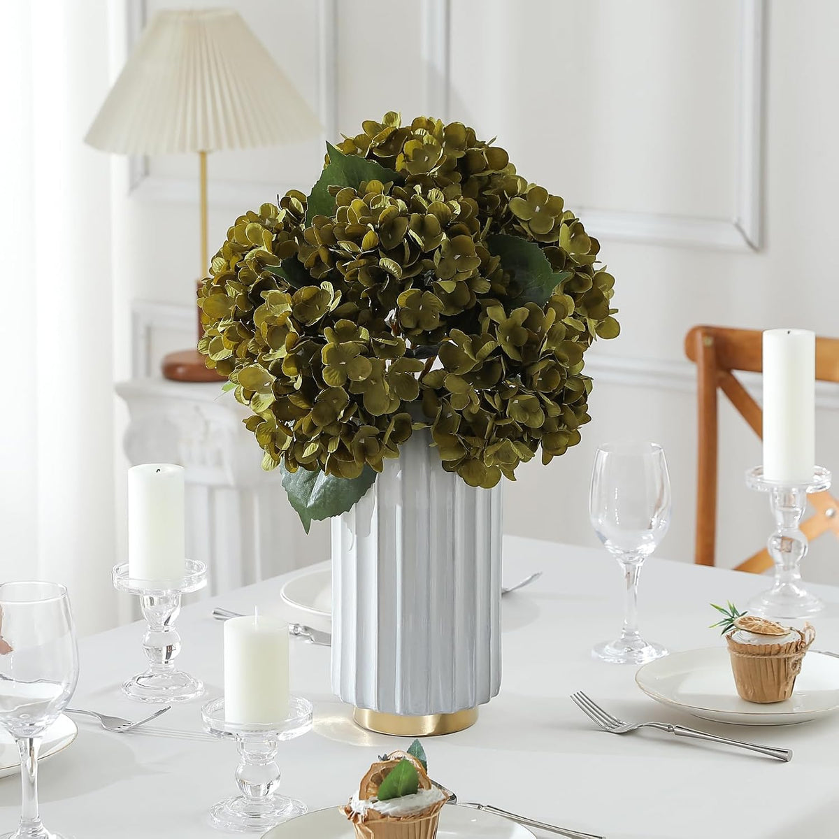6pcs White Hydrangea Artificial Flowers - Faux Hydrangea Flowers, Fake Silk Flowers for Table Centerpiece, Silk Hydrangea Flowers with Stems for Home Wedding Party Decor