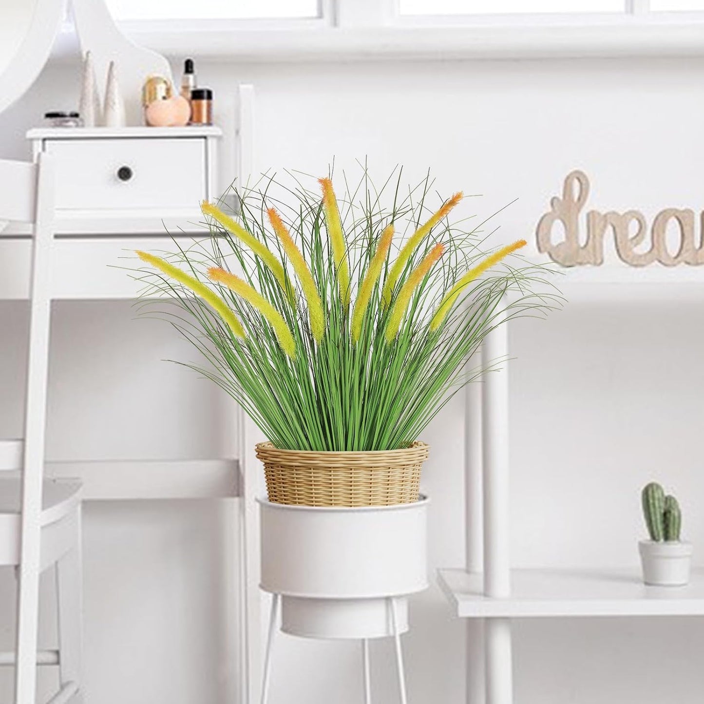 32 Bundles Artificial Plants Onion Grass Outdoor 20 Inch Tall Fake Shrubs Wheat Grass UV Resistant Greenery Stems Faux Bushes Plant for Indoor Outdoor Garden Office Home Decor, Green