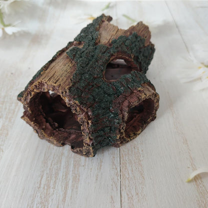 Aquarium Decaying Trunk Ornament, Resin Fake Logs Fish Tank Decor with Holes, 5.3 inch Driftwood Wood Decorations Ornament, Hollow Betta Hideout Reptile Hideaway Caves, Turtle Tree Trunk Hide Cave