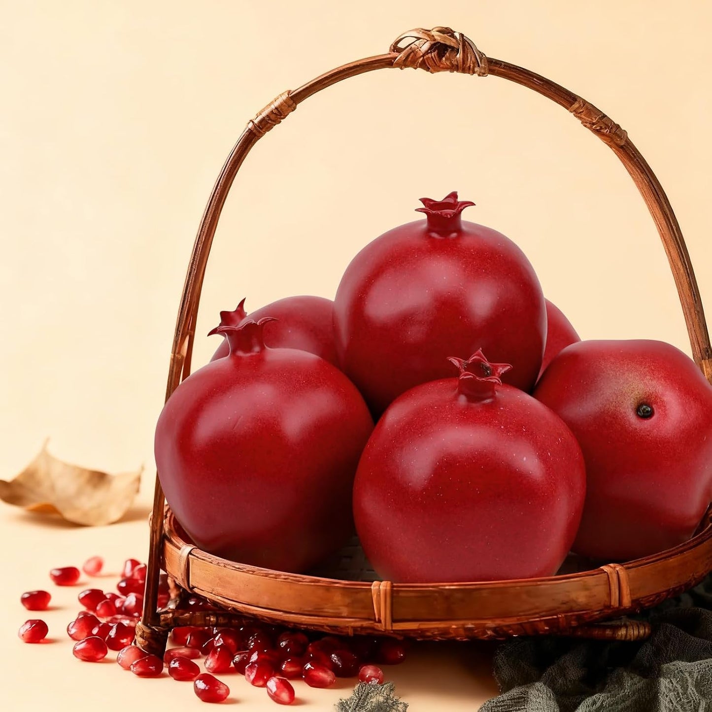 6pcs Artificial Peach Decoration Fake Nectarine Fruit Display Faux Lifelike Fruits Ornament Home Party Kitchen Christmas