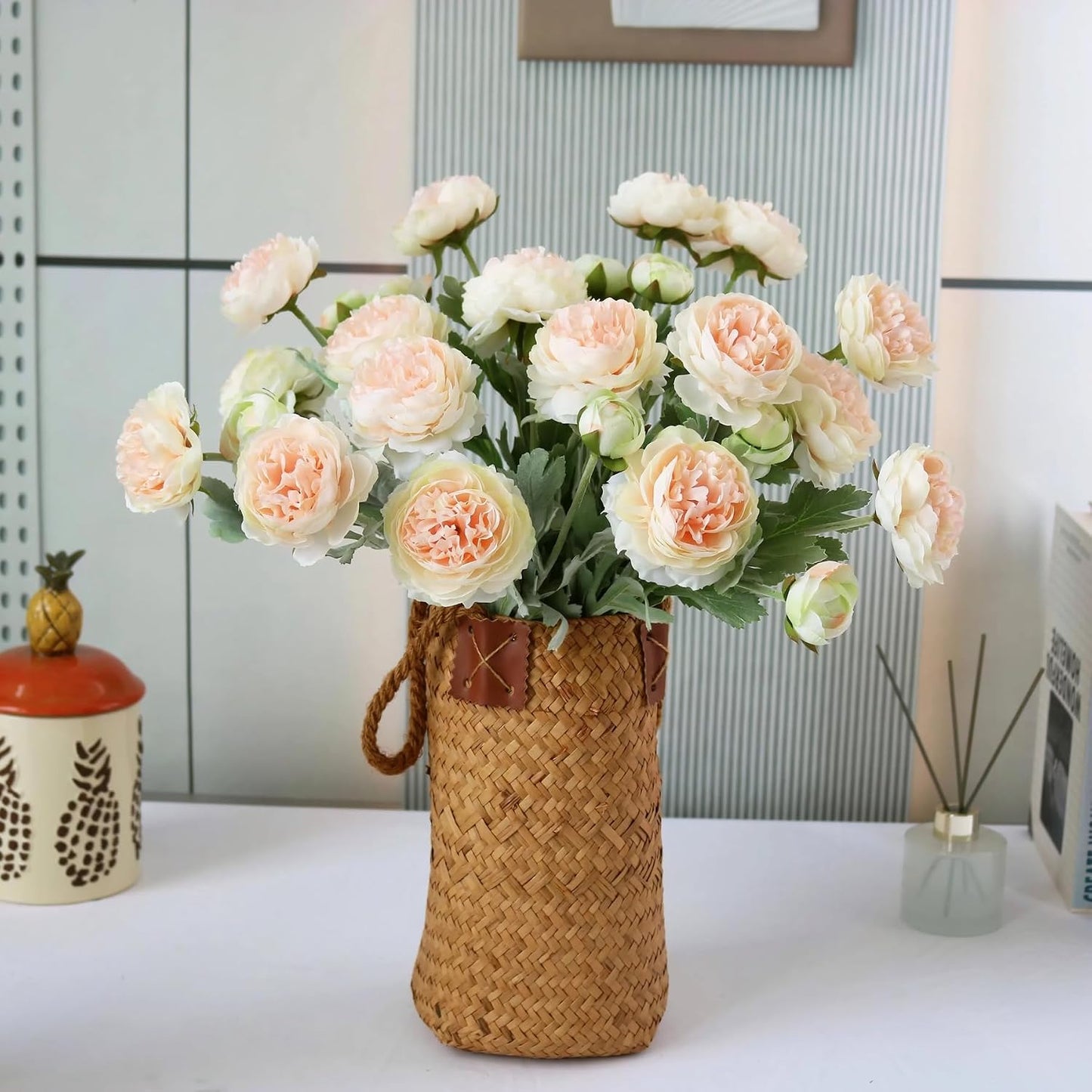 6PCS Artificial Ranunculus Flowers with Real Touch Stem for Household Arrangement (Light Orange)
