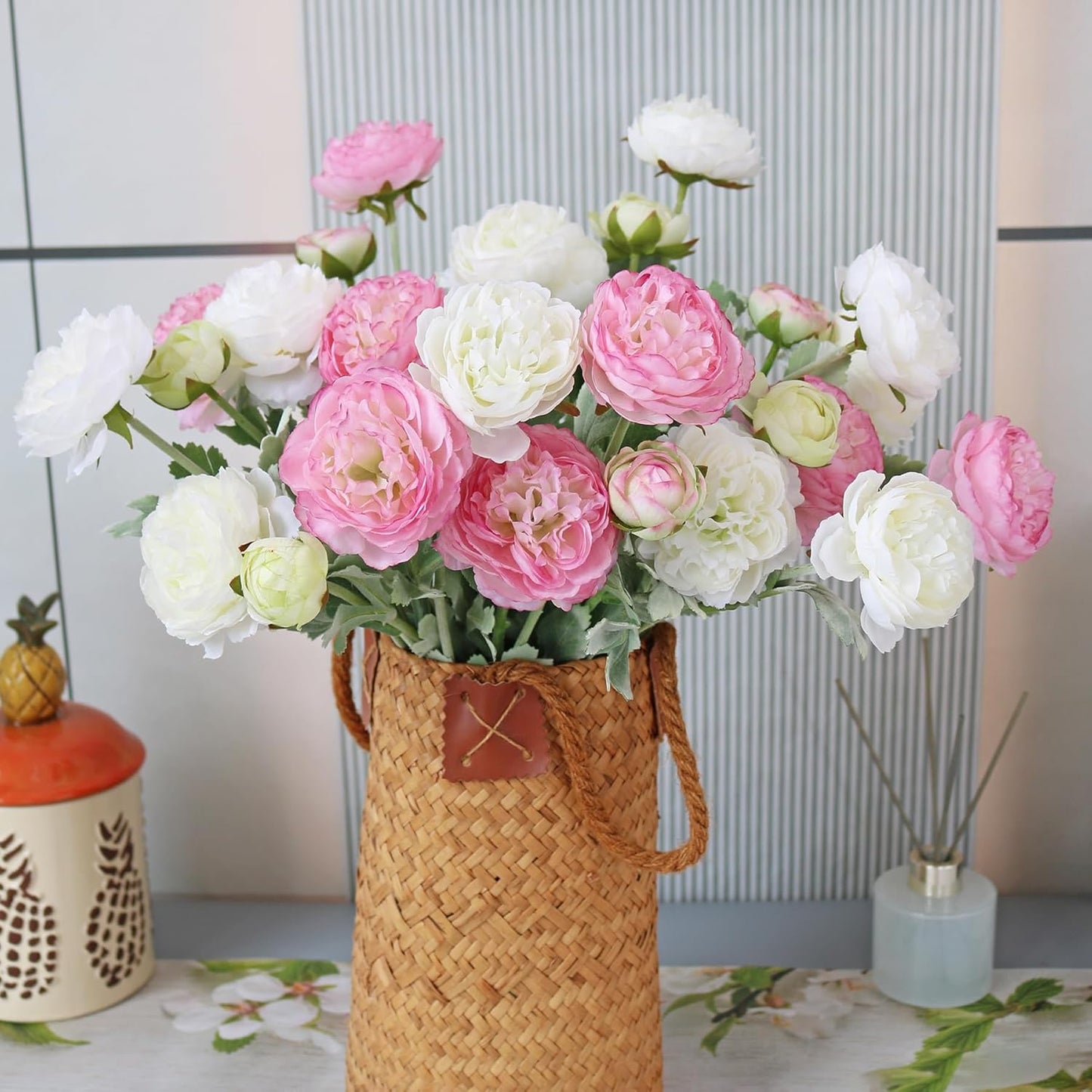6PCS Artificial Ranunculus Flowers with Real Touch Stem for Household Arrangement (Light Orange)