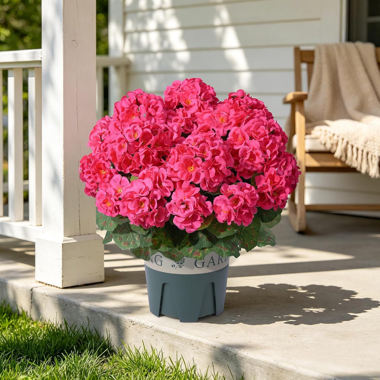 Geraniums Artificial Flowers for Outdoors, 2 Pack Potted Plants White Faux Geraniums Bush Artificial Topiaries Realistic UV Resistant Fake Flowers Plants for Planters Outside Gardens Front Door Indoor