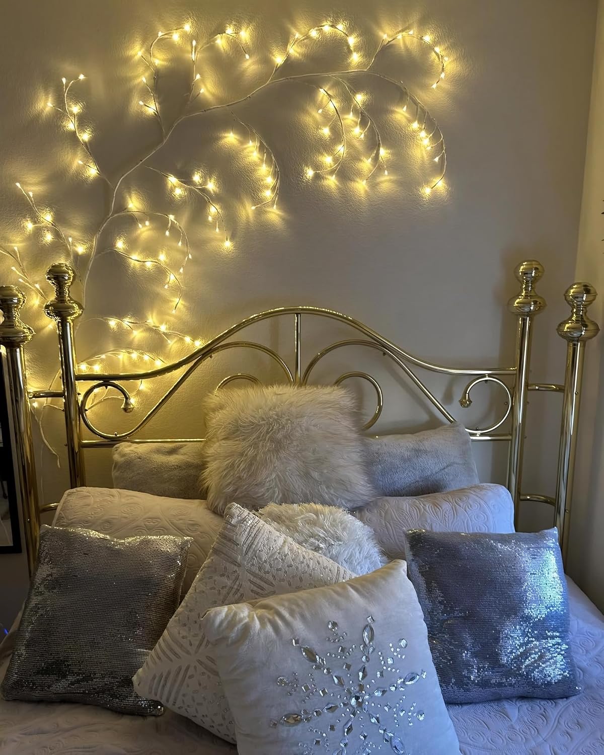 2PCS Enchanted Willow Vine Lights for Home Decor,Flexible DIY Lighted Branches with Remote On/Off Timer Dimmer,7.5FT Lighted Willow Vine 144LEDs for Bedroom Aesthetic Living Room Decor,Brown