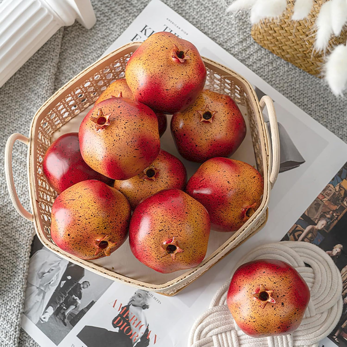 5Pcs Faux Pomegranate Fake Fruit Decor Realistic Artificial Pomegranate Simulation Fruits for Home Kitchen Party Restaurant Shop Display Photography Props