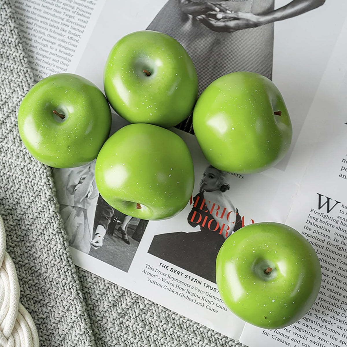 5Pcs Faux Pomegranate Fake Fruit Decor Realistic Artificial Pomegranate Simulation Fruits for Home Kitchen Party Restaurant Shop Display Photography Props