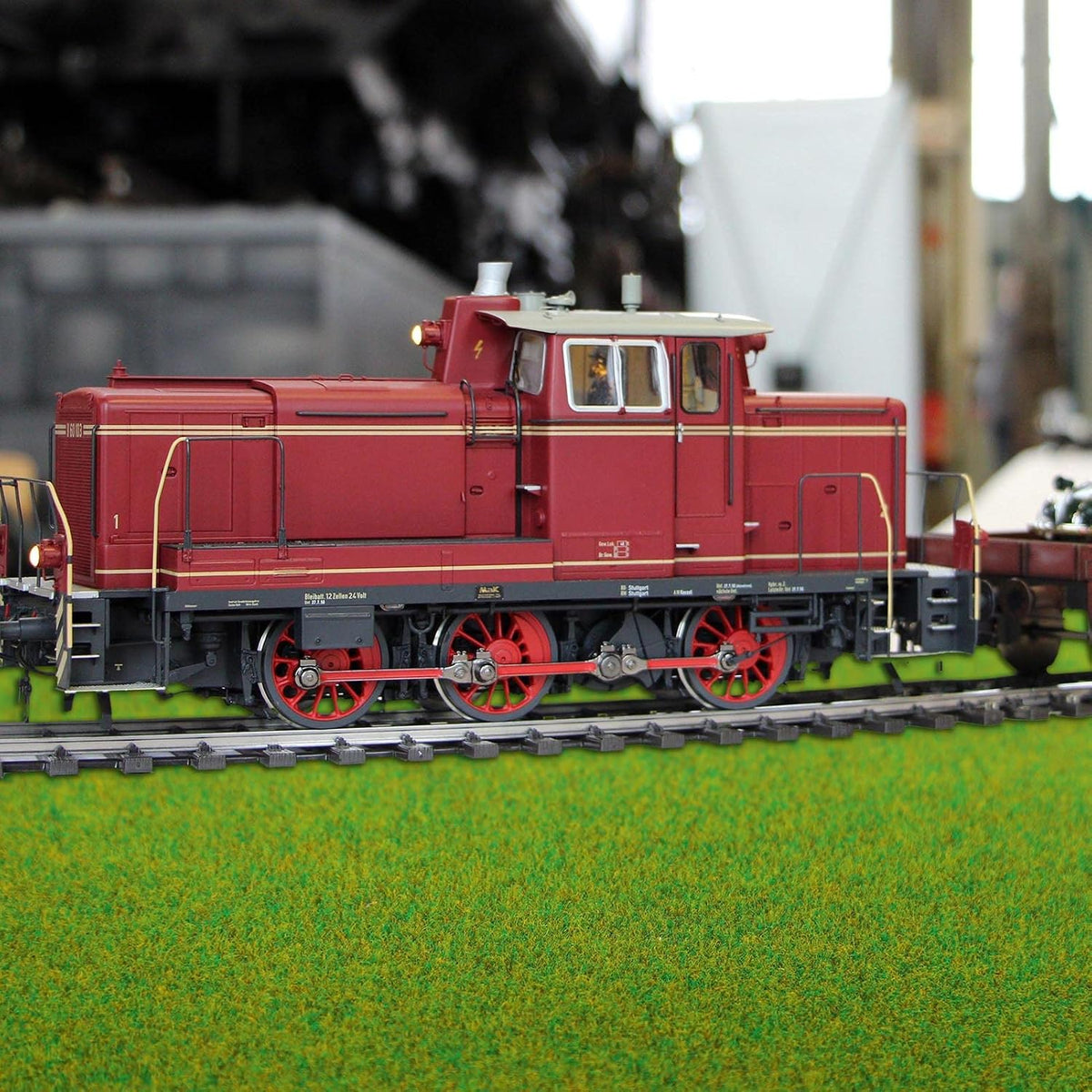 Artificial Model Grass Mat Trains Green 40x200cm or 15.7‘’ x 78'' for Decoration Craft Scenery Model DIY CP2137 (Green)