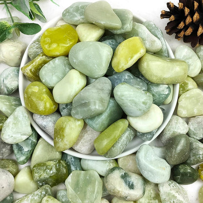 YISZM 5lbs White River Rocks, 1-2 Inch Natural Pebbles for Indoor Plants, High Polished Decorative Stones Vase Filler Fish Tank Aquariums Landscaping Garden Outdoor and Indoor DIY