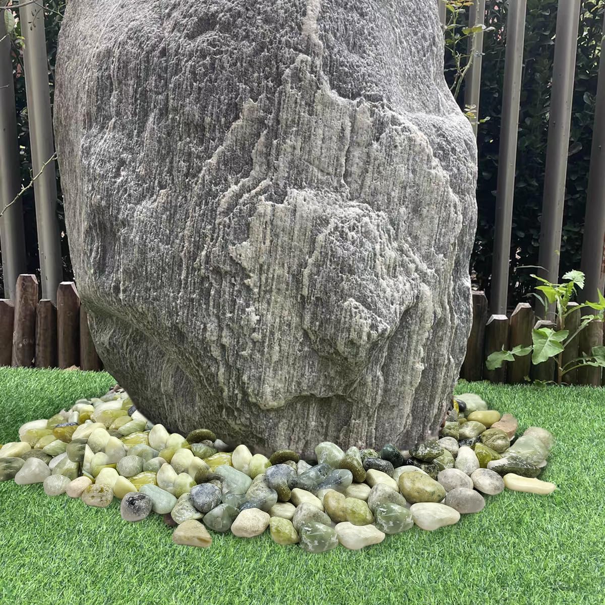 YISZM 5lbs White River Rocks, 1-2 Inch Natural Pebbles for Indoor Plants, High Polished Decorative Stones Vase Filler Fish Tank Aquariums Landscaping Garden Outdoor and Indoor DIY