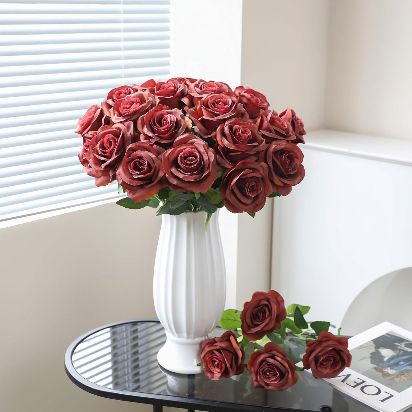 12pcs Red Roses Artificial Flowers,Realistic Long Stem Fake Silk Roses Bouquet for Party Home Wedding Centerpiece Office DIY Decor（Burgundy）