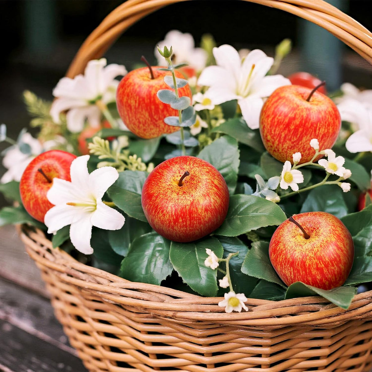 20 Pcs Fake Apples Decor, 2.1 Inch Artificial Fruits Mini Red Apples for Dining Table Centerpiece Decor, Faux Apple Fruits Decoration Home Kitchen Party Props (10 Pcs Red + 10 Pcs Green)