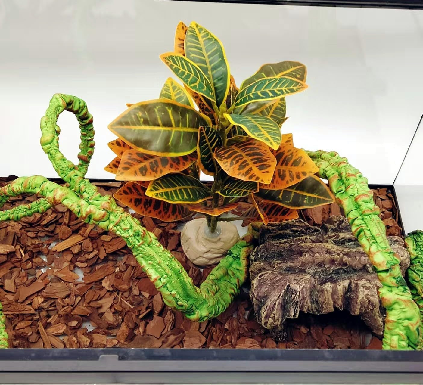Reptile Plants Terrarium Decor,Reptile Tank Decorations | Artificial Leaves for Reptile Enclosure，Amphibian Habitat Decor with Base for Bearded Dragon Gecko Lizard Snake-Gradient