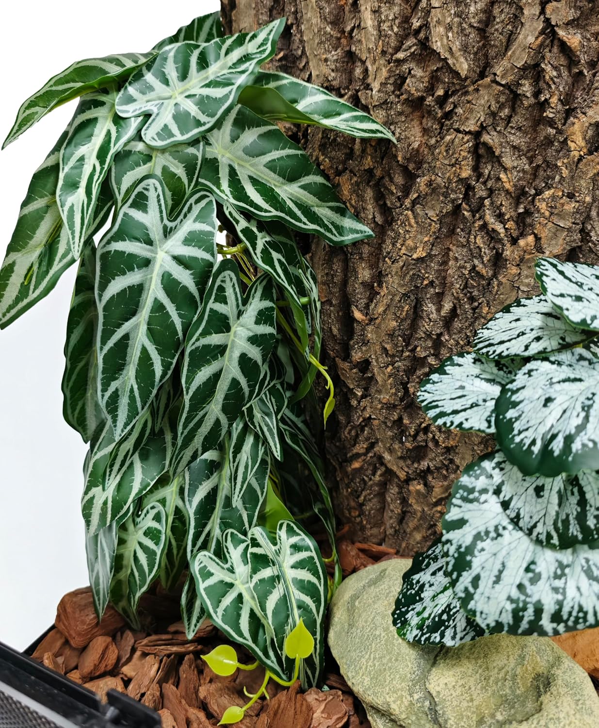 Reptile Plants, Terrarium Hanging Plant Vines, Artificial Leaves with Suction Cup, Bearded Dragon Tank Accessories for Gecko Lizard Snake Frog Tortoise Decorations - Alocasia Velvet