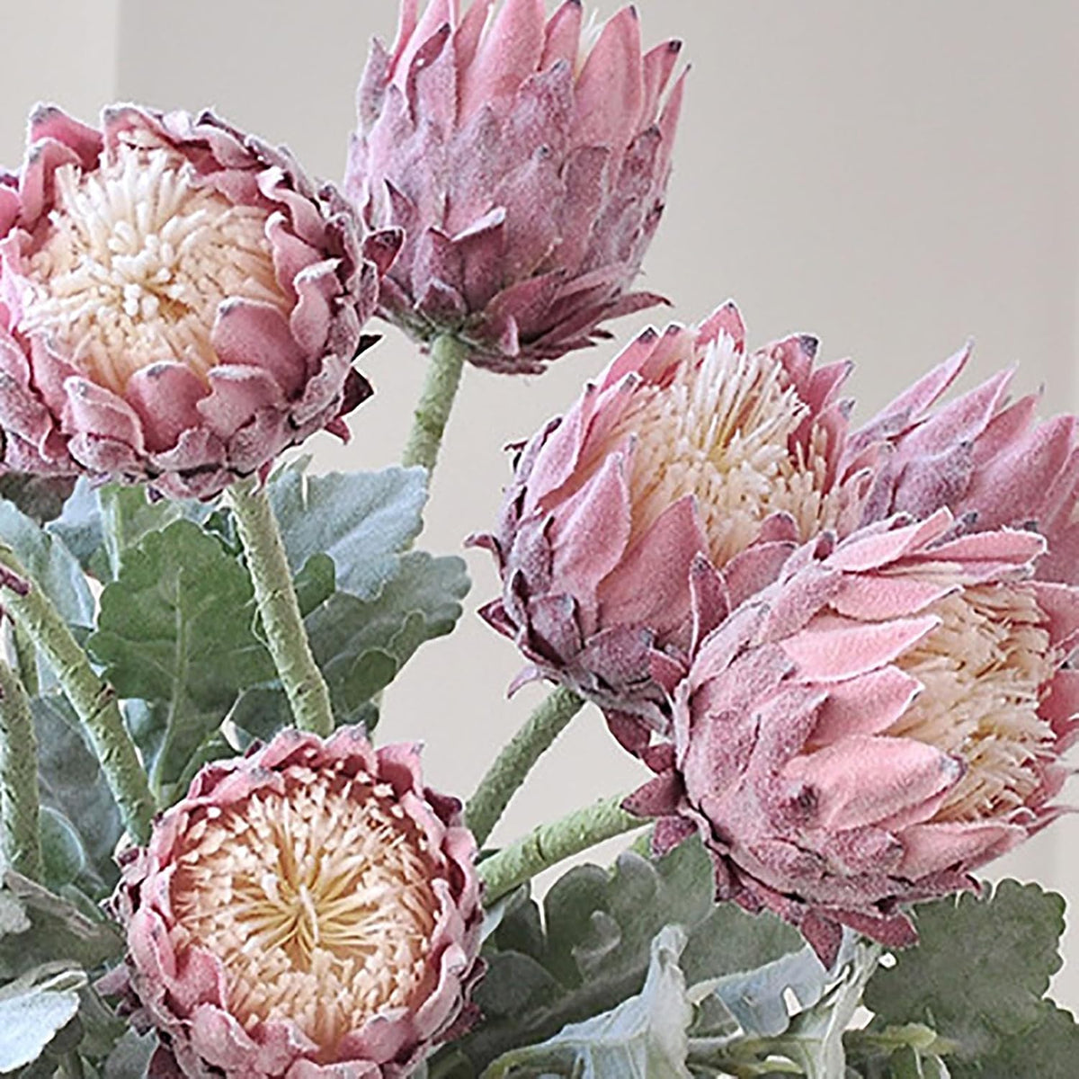 4 Piece Artificial King Protea Flower Tropical Flowers Bouquet Spring Fake Protea Cynaroides Flower Arrangements Silk Flower Bouquet for Wedding Table Centerpiece Decor