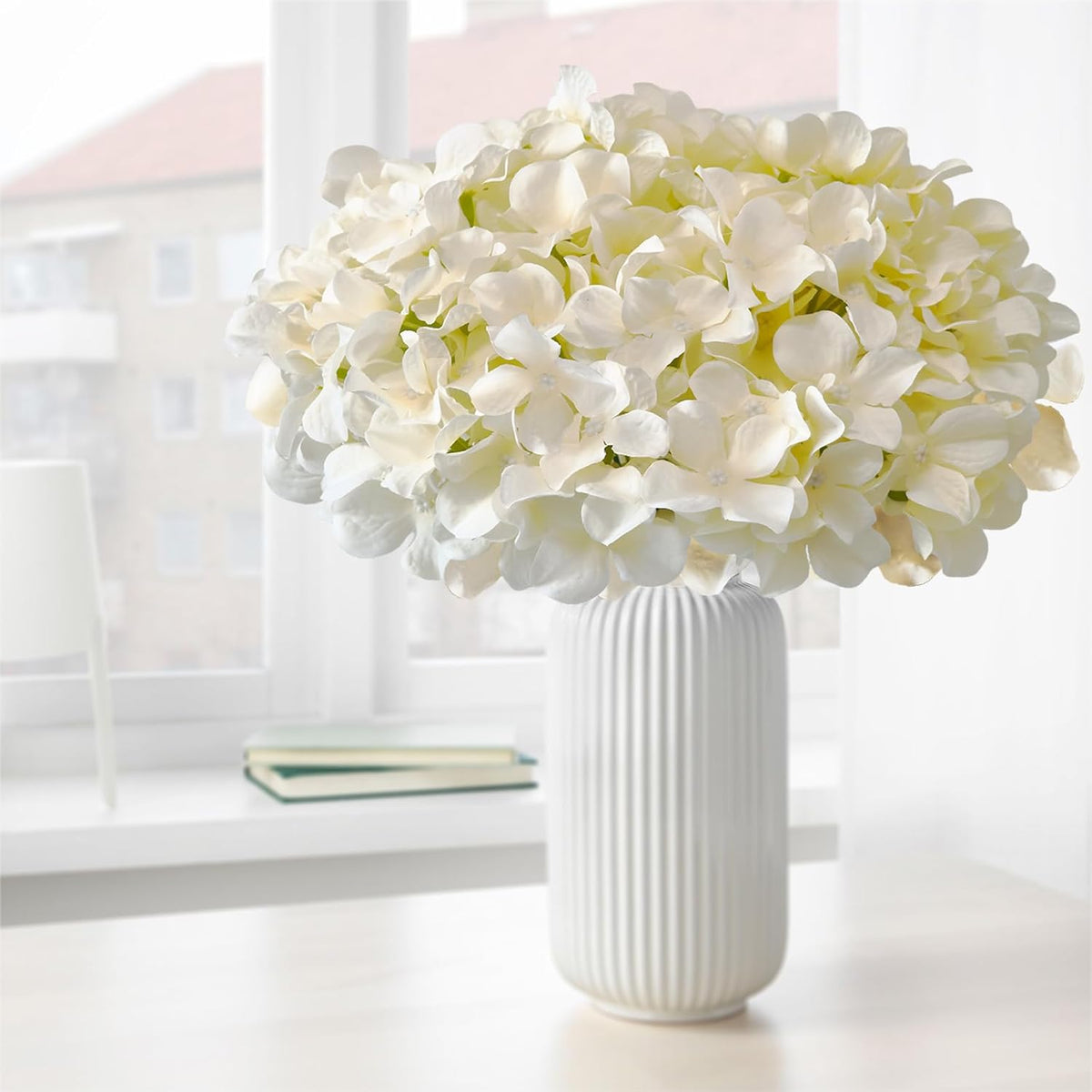 Blue Hydrangea Artificial Flowers Bulk, Faux Hydrangea Flowers Heads, Artificial Fake Silk Hydrangea Flowers with Stems, Blue Flowers Artificial for Decoration Wedding Décor