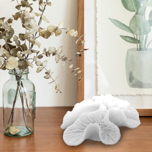 Pack of 2 White Coral Decor, White Coral Reef, Faux Coral Decor Faux Coral Decor Resin Coral Décor Beach Home Ornaments for Beach House Decorative Coral Pieces for Aquariums Fish Tanks