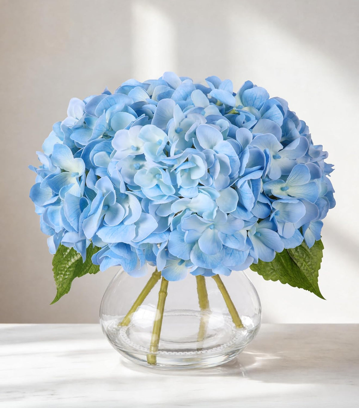Artificial Hydrangea Flowers Arrangements in Glass Vase for Home Decoration, Faux Hydrangea Flowers for Floral Arrangements with Faux Water Wedding Bouquets Kitchen Table Centerpiece Decor
