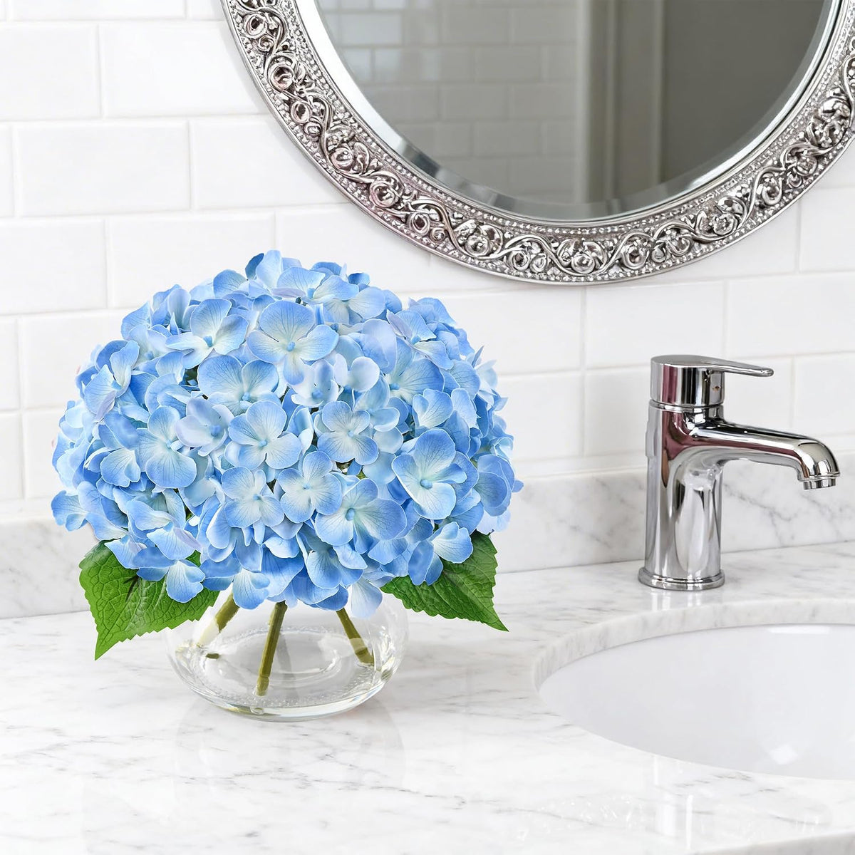 Artificial Hydrangea Flowers Arrangements in Glass Vase for Home Decoration, Faux Hydrangea Flowers for Floral Arrangements with Faux Water Wedding Bouquets Kitchen Table Centerpiece Decor