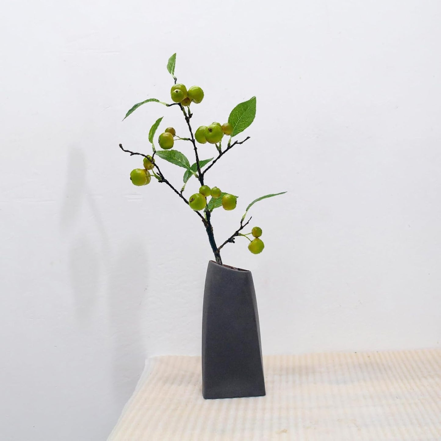 Artificial Apples Branches, Simulation Apples Branch Artificial Flower Branches, Artificial Apples Fruit Branches, Simulation Apples Fruits Stems with Green Leaves (A)