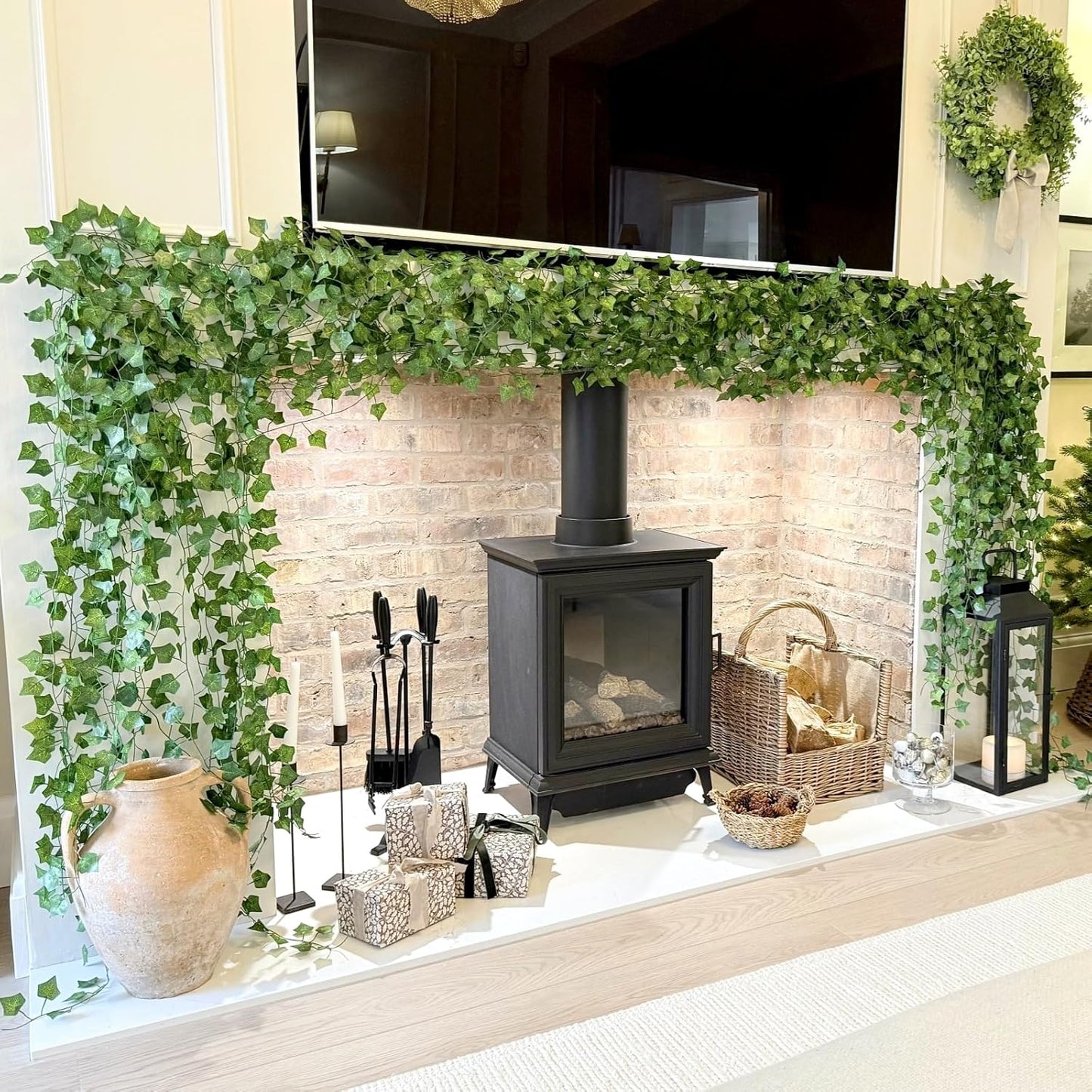 24 Pack 168Ft Artificial Ivy Fake Vines,Ivy Garland Greenery Garland Fake Hanging Plants Vines Aesthetic Green Leaves for Bedroom Wedding Party Garden Wall Room Decor