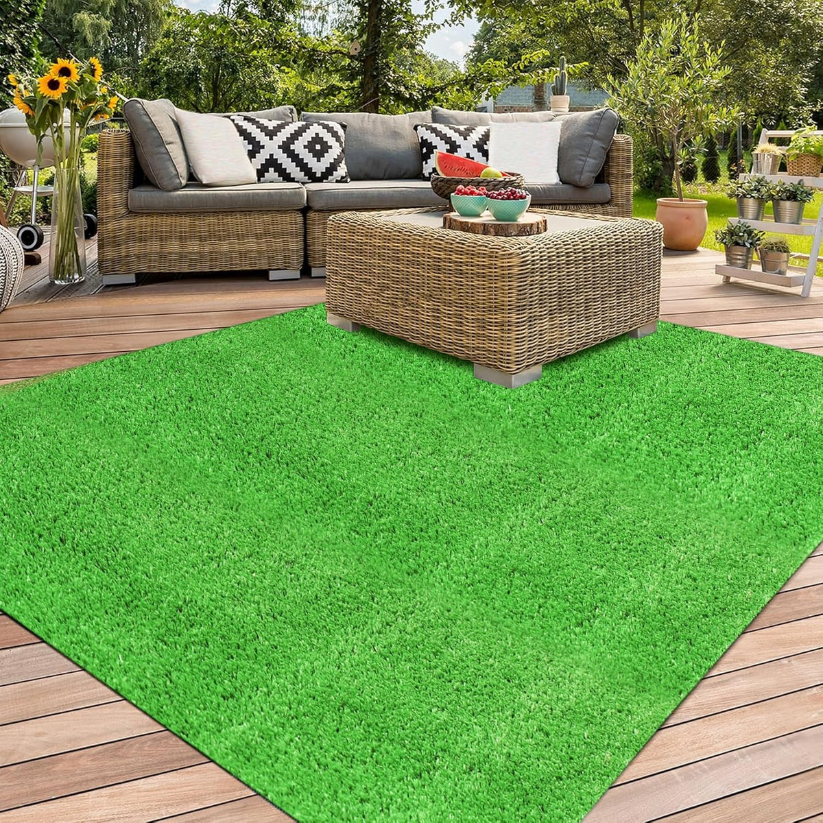 Outdoor Artificial Grass Rug 4FT X 4FT, Green Fake Grass Mat