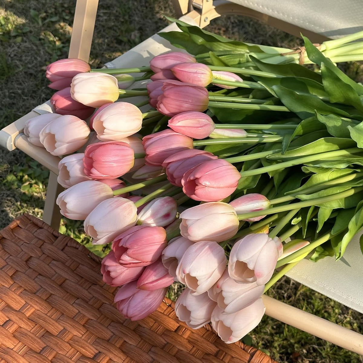 10 Pcs Fake Tulips Tulips Artificial Flowers(Light Pink)