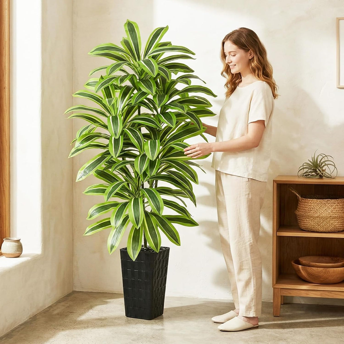 Artificial Dracaena Tree Indoor, 6FT Tall Fake Floor Plants with White Planter & Pebbles, Faux Silk Yucca Tree for Home Office Living Room Bedroom Farmhouse Modern Outdoor Topiary Tree
