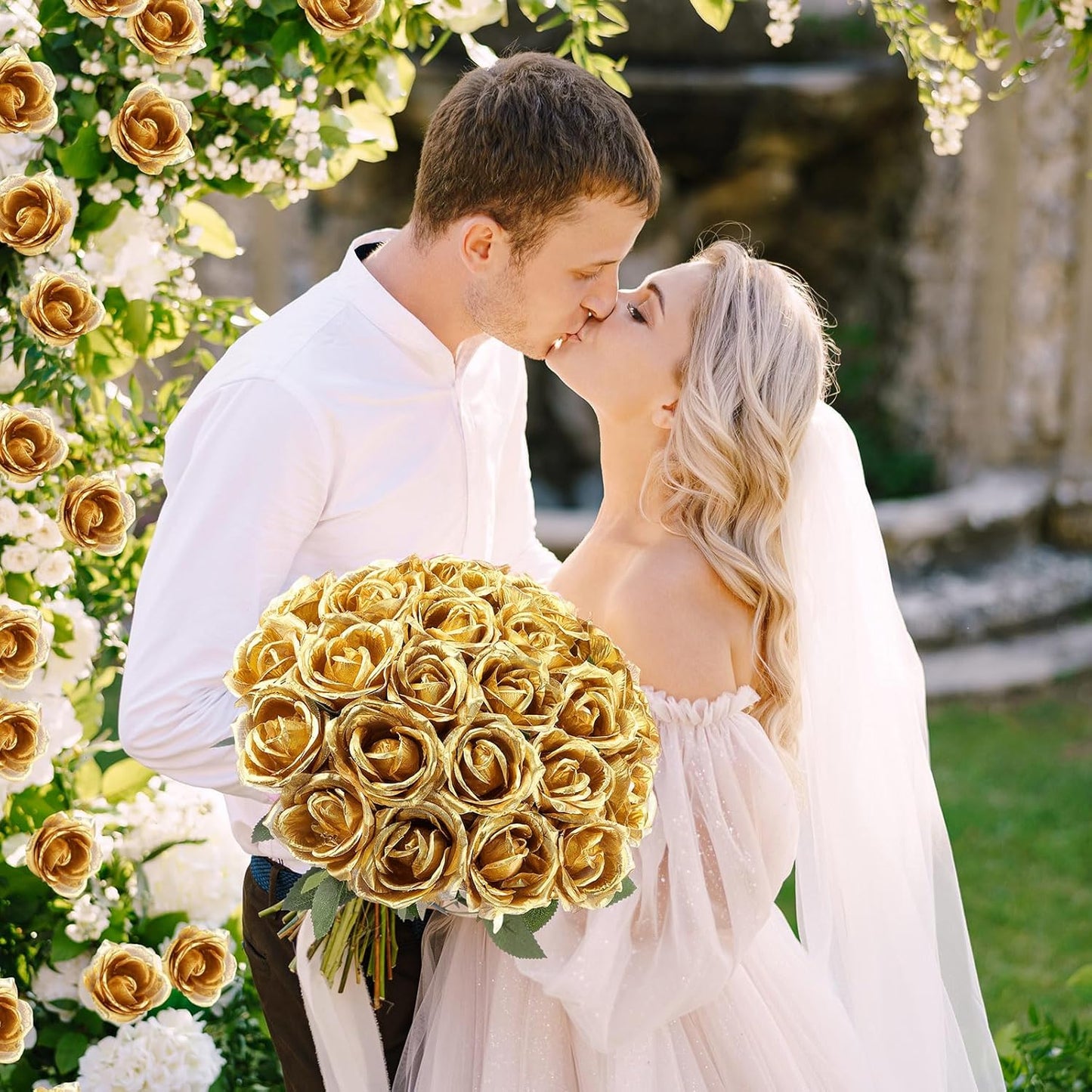 Thiccywoov 30 Pcs Rose Artificial Flowers in Bulk Lifelike Long Stem Silk Roses Bouquets Realistic Faux Flowers for Wedding Bridal Shower Home Decor Floral Arrangements Table Centerpiece(White)
