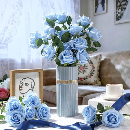 Thiccywoov 30 Pcs Rose Artificial Flowers in Bulk Lifelike Long Stem Silk Roses Bouquets Realistic Faux Flowers for Wedding Bridal Shower Home Decor Floral Arrangements Table Centerpiece(White)