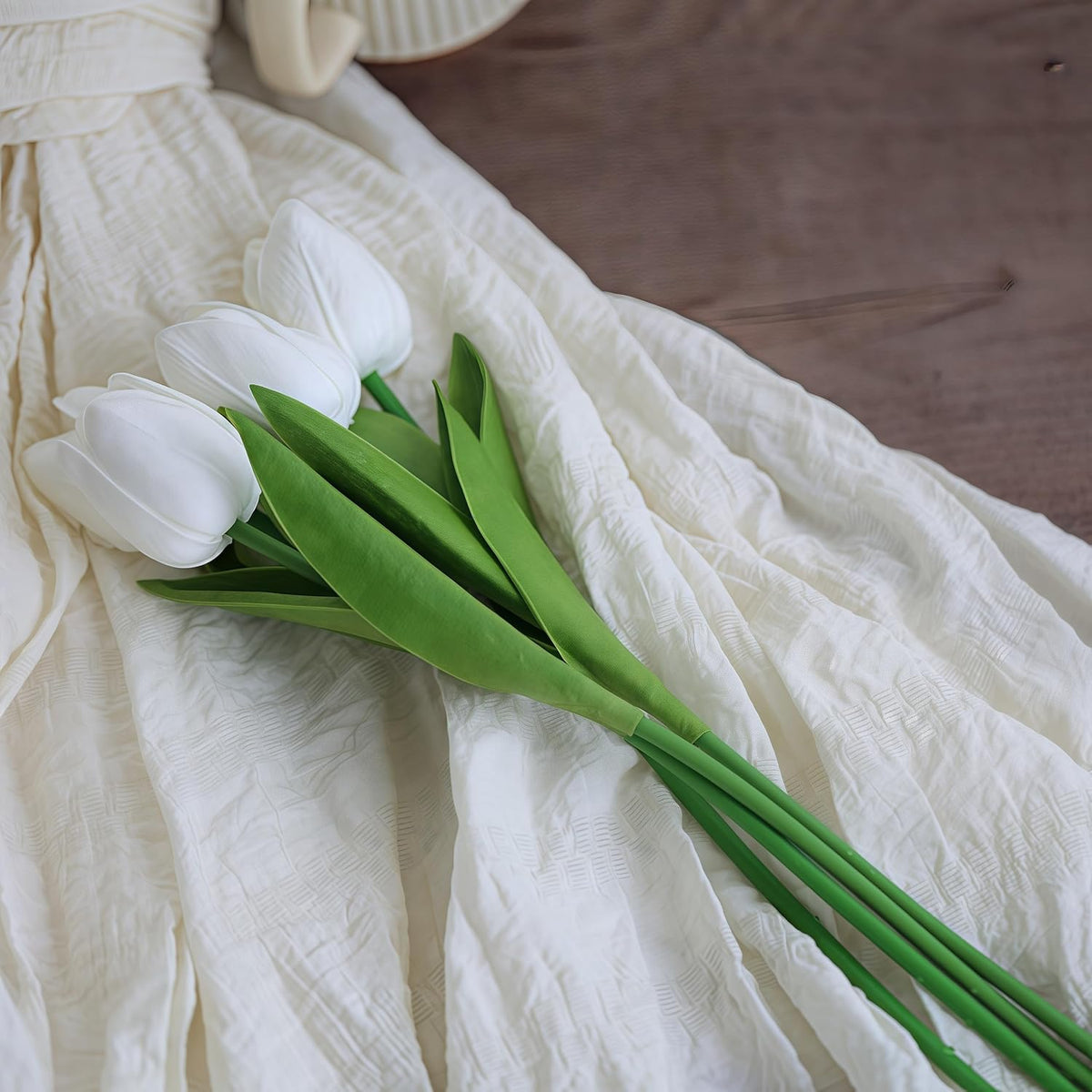 20 PCS Tulips Artificial Flowers, Real Touch Fake Flowers, White Artificial Tulips That Look Real Wedding Decorations Mother's Day Easter Gifts (20, White)